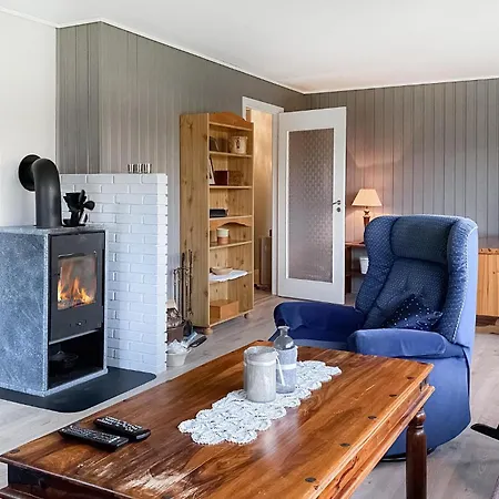 3 Bedroom In Mjosundet Holiday home